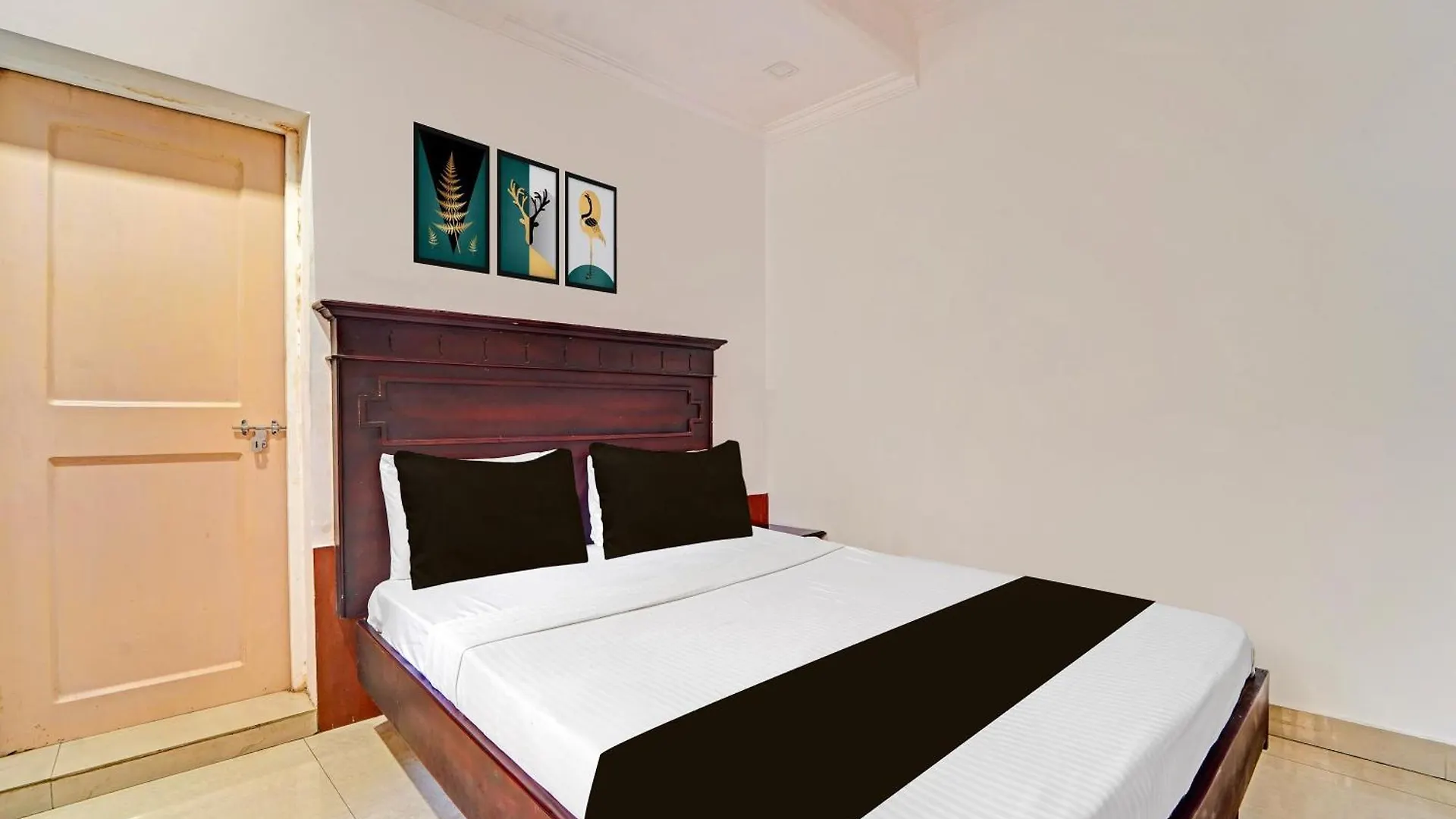 Super Hotel O Padma Junction Mg Road Kochi 인도